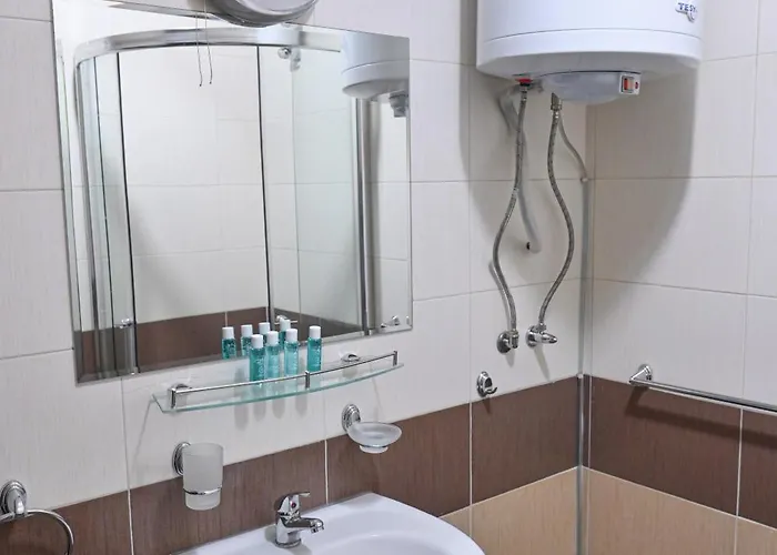 Cozy Riverside In Maria Antoaneta Residence, By Flat Manаger 班斯科