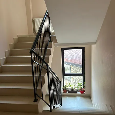 Apartment Cozy Riverside In Maria Antoaneta Residence, By Flat Manаger *